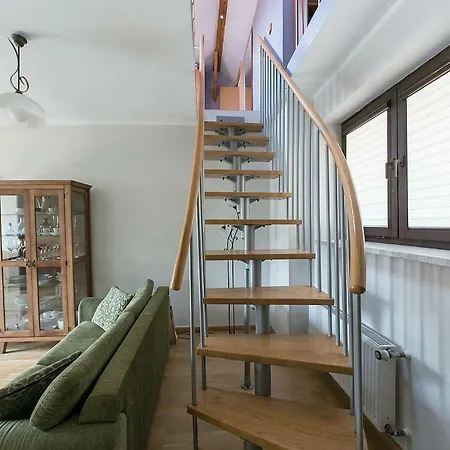 Olsza Cozy & Quiet 2 Level Lägenhet