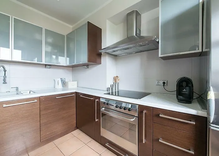 Olsza Cozy & Quiet 2 Level *